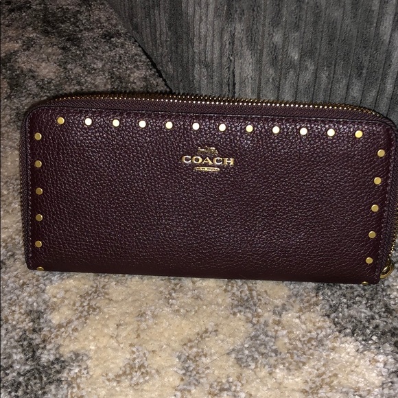 Coach Handbags - Coach Boarder Rivets Slim Zip Around Wallet